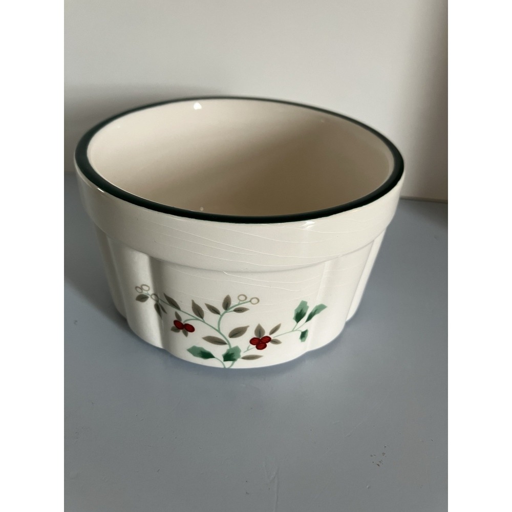 Pfaltzgraff Winterberry Dip Mix Bowl Ramekin 4.5" Christmas ~ MINT!